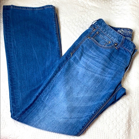 Express Jeans Stella Reg Fit LowRise 30W x 31L - Picture 2 of 4